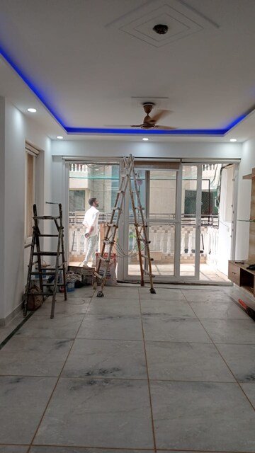 Gym in 3 BHK Builder Floor at Sector 7 Dwarka – for Sale