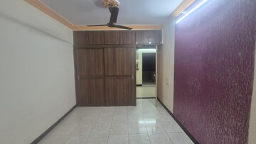 Furnished Amenities in 2 BHK Apartment at Riddhi Garden, Malad East – for Rent