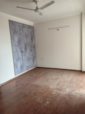 2.5 BHK Apartment For Rent in Amrapali Leisure Park, Amrapali Leisure Valley