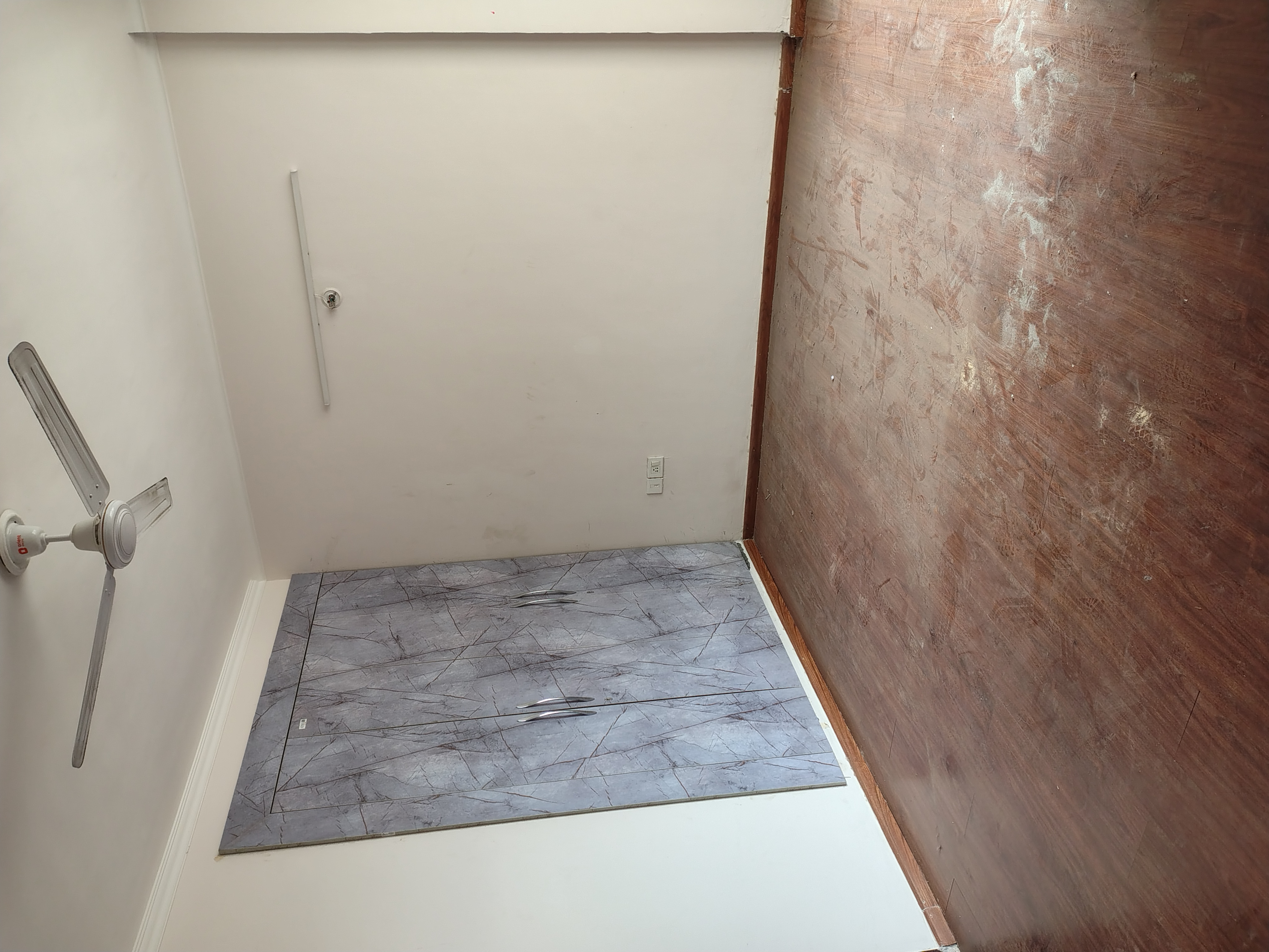 2.5 BHK + Pooja Room Apartment For Rent in Amrapali Leisure Park