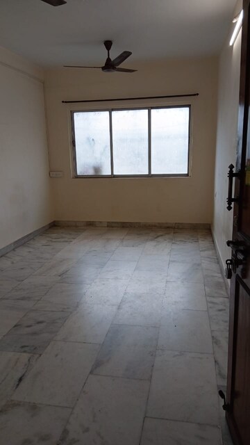2 BHK Apartment For Rent in Riddhi Garden, Malad East