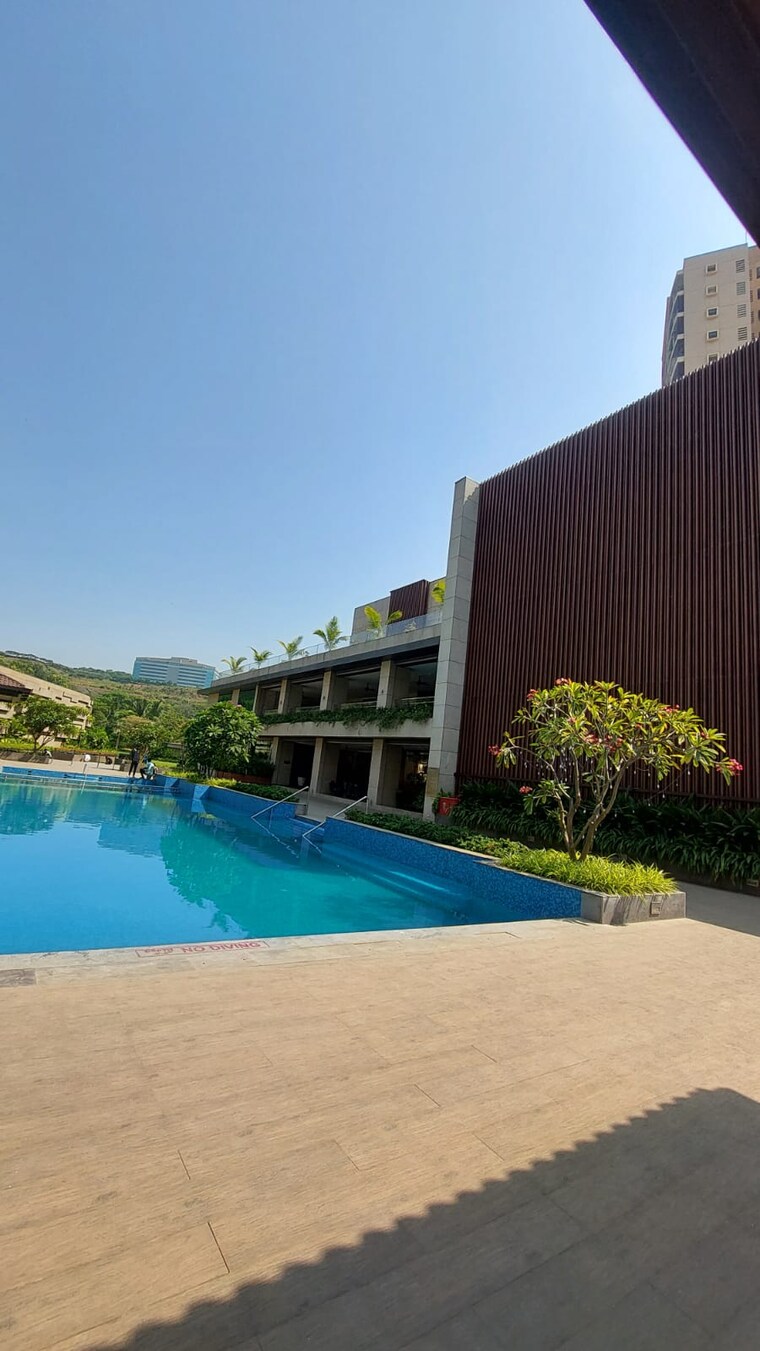 Swimming Pool, k-raheja-raheja-residency 3 Bedroom 1100 Sq.Ft. Apartment In Malad East Mumbai 9577229