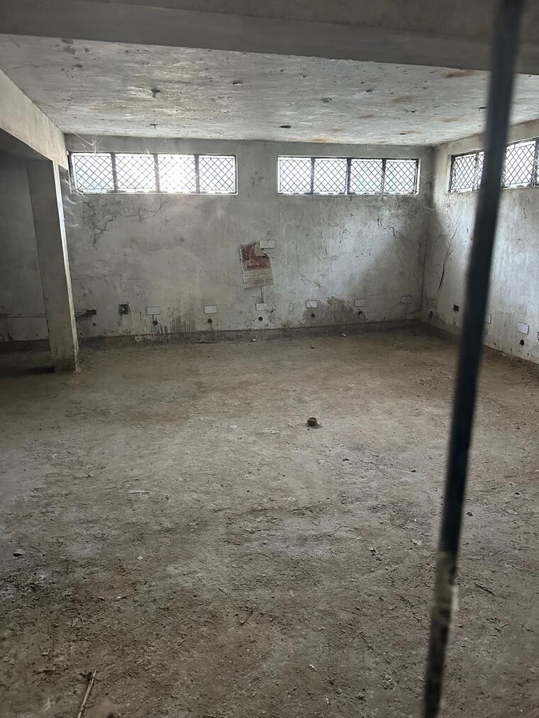 Exterior View, south city Commercial Warehouse 3000 Sq.Ft. In South City Lucknow 9579494