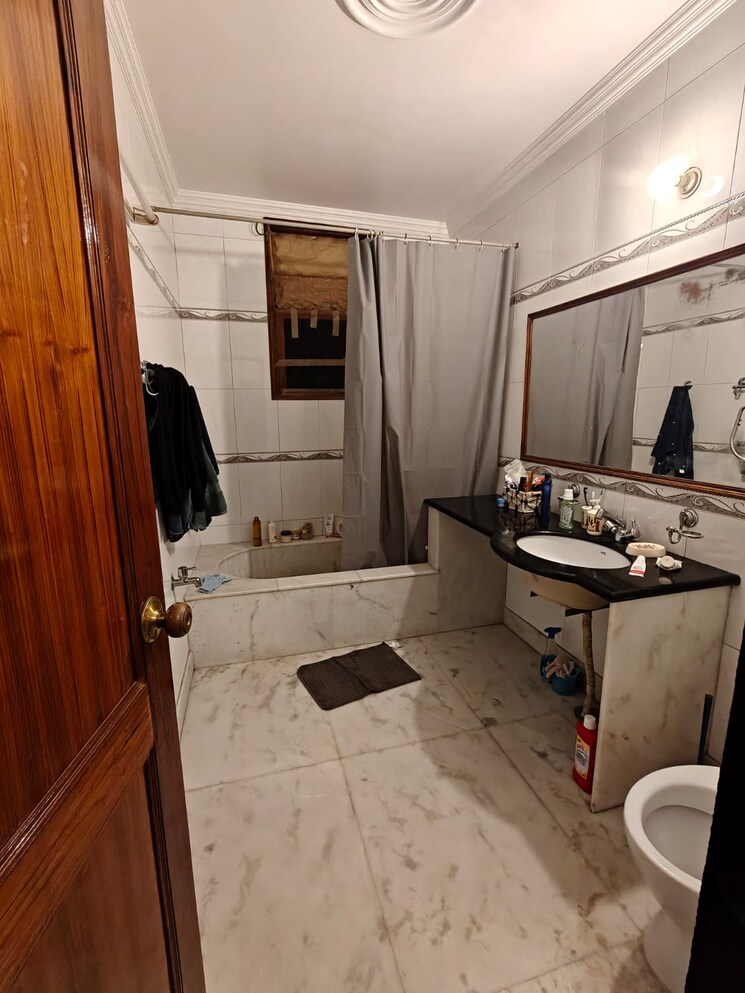 Kitchen, sector 31 3 Bedroom 1850 Sq.Ft. Builder Floor In Sector 31 Gurgaon 9579505