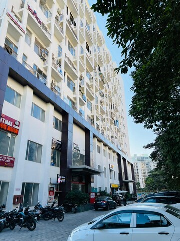  Office Space – Exterior View View at Parsvnath Planet, Gomti Nagar - for Rent