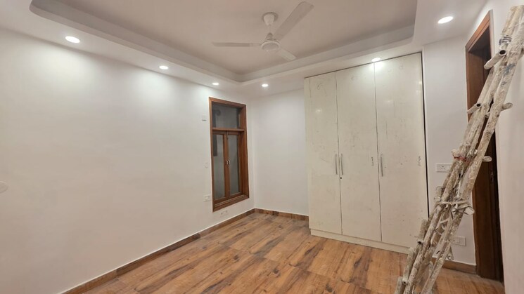 Room, malviya nagar 3 Bedroom 1800 Sq.Ft. Builder Floor In Malviya Nagar Delhi 9579516