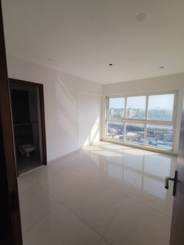 Room in 3 BHK Apartment at Vijay Khetan Krishna Residences, Andheri East – for Sale