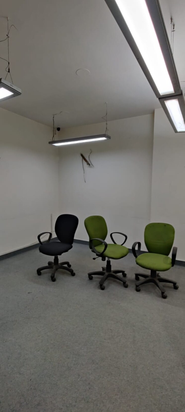 Team Area, dwarka Commercial Office Space 900 Sq.Ft. In Dwarka Delhi 9579525