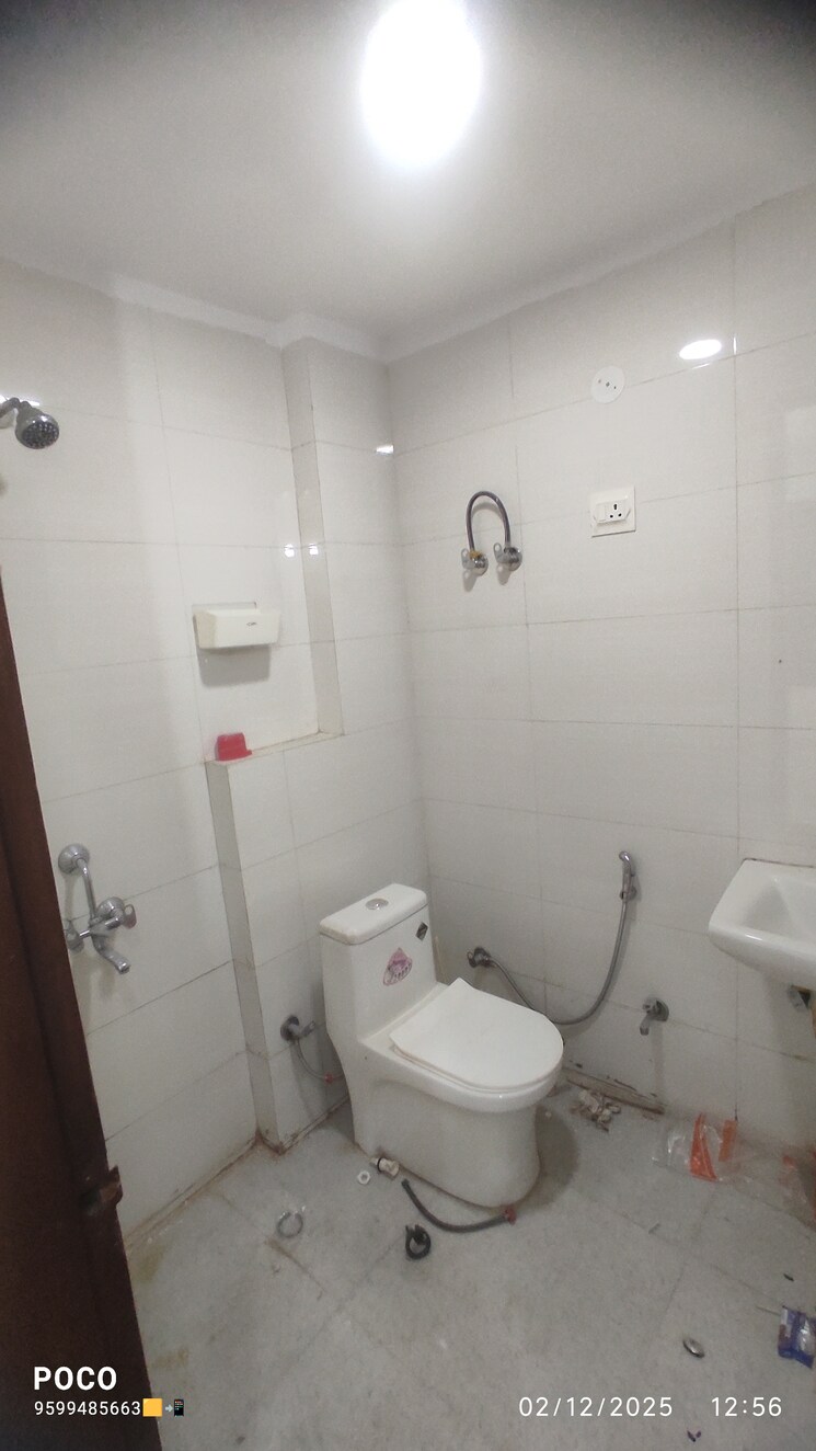 Bathroom, mehrauli 2 Bedroom 900 Sq.Ft. Builder Floor In Mehrauli Delhi 9579537