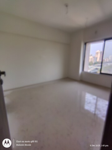 Room in 2 BHK Apartment at Roswalt Ray, Dahisar East – for Sale