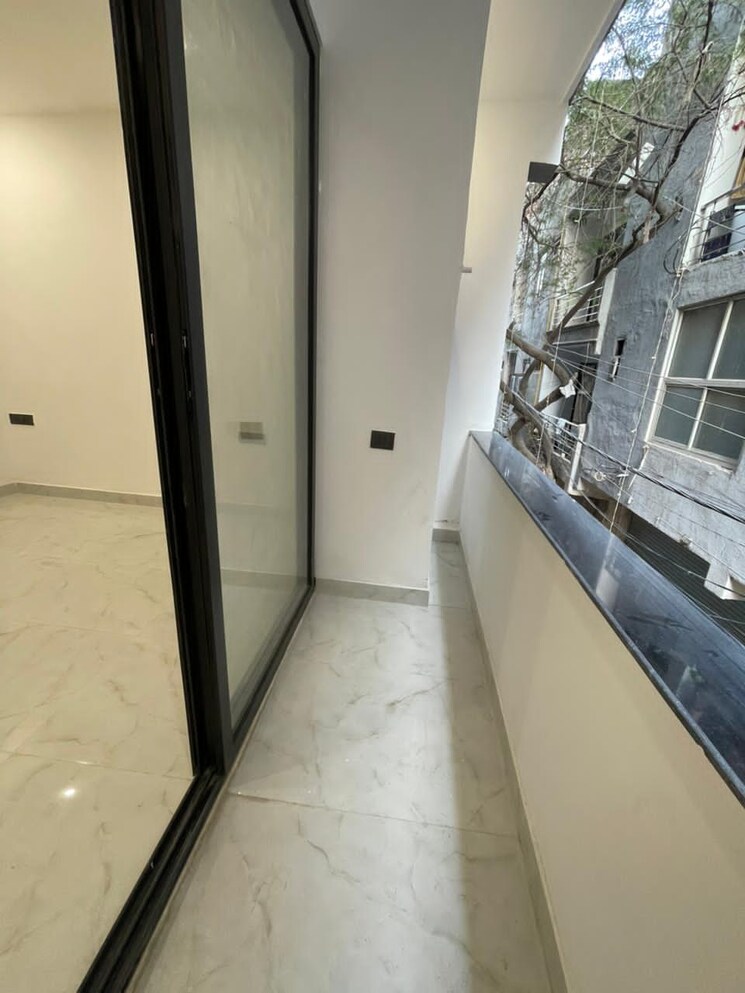 Balcony, mehrauli 1 Bedroom 900 Sq.Ft. Builder Floor In Mehrauli Delhi 9579555