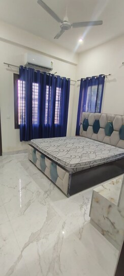3 BHK + Pooja Room Apartment For Sale in Amrapali Golf Homes
