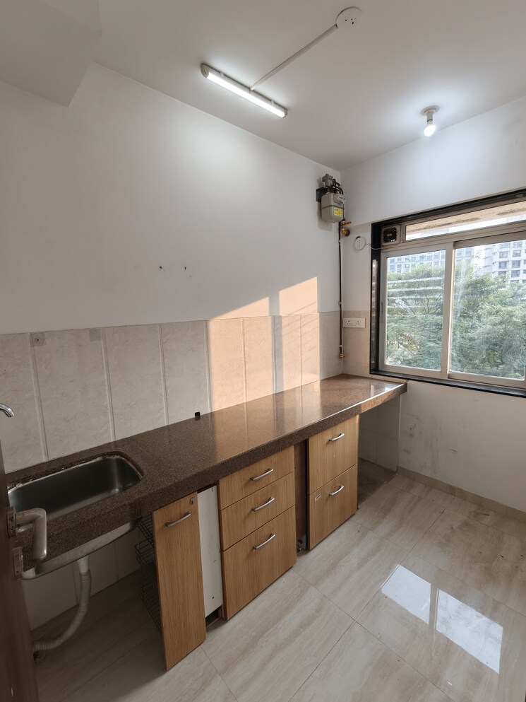 Kitchen, gundecha-greens 1 RK 225 Sq.Ft. Apartment In Kandivali East Mumbai 9579576