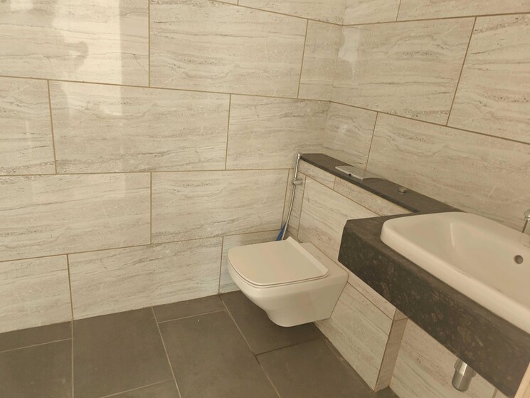 Bathroom, rustomjee-crown-phase-2 4 Bedroom 2100 Sq.Ft. Apartment In Prabhadevi Mumbai 9579577