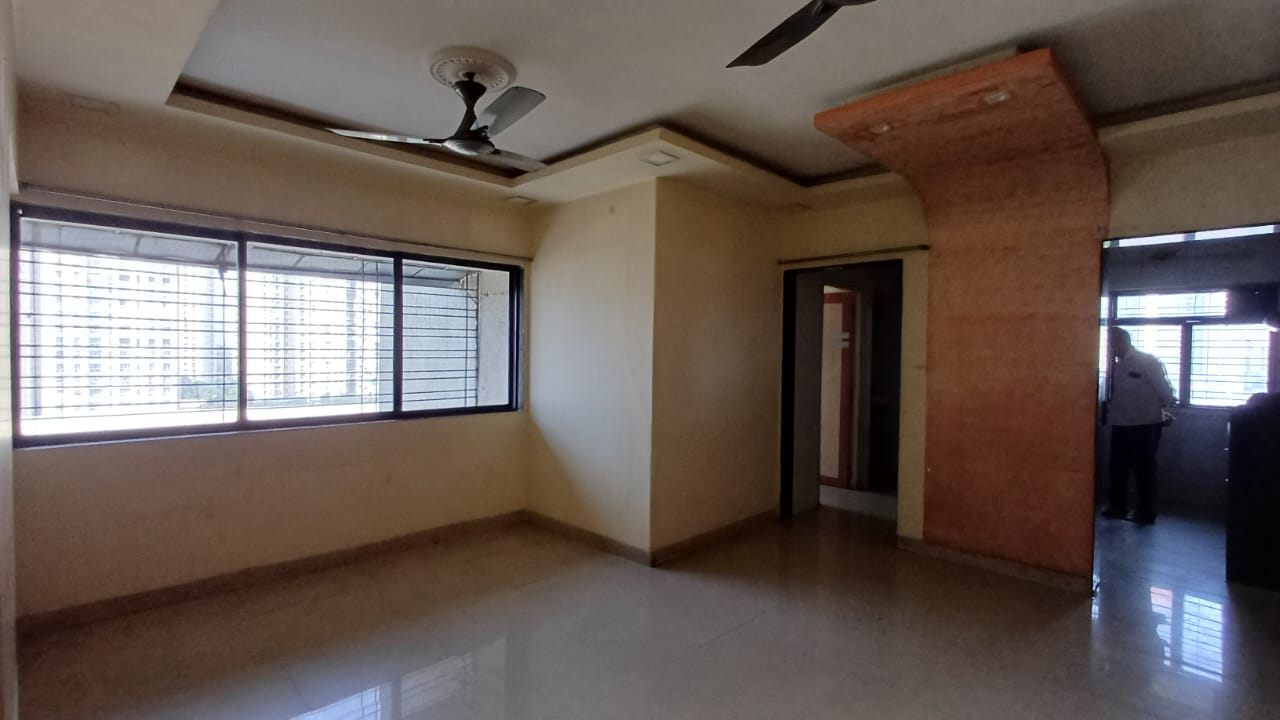 2 BHK + Extra Room Apartment For Rent in Flower Valley Complex