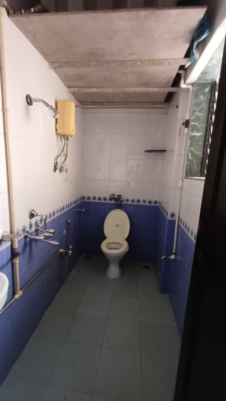 Bathroom, flower-valley-complex 2 Bedroom 700 Sq.Ft. Apartment In Khopat Thane 9579602