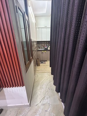 Master Bedroom in 2 BHK Builder Floor at Preet Vihar – for Rent