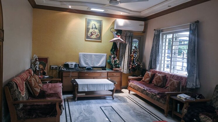 Living Room, satellite 4 Bedroom 3000 Sq.Ft. Independent House In Satellite Ahmedabad 9579644