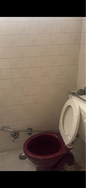 Bathroom in 3 BHK Builder Floor at Panchsheel Enclave – for Rent