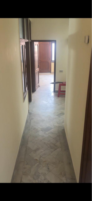 Building Lobby in 3 BHK Builder Floor at Panchsheel Enclave – for Rent