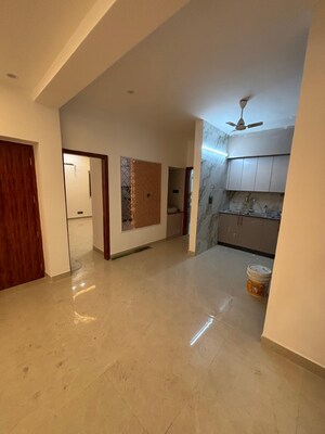 Room in 3 BHK Builder Floor at Boutique Residential Apartments G-88, Saket – for Rent