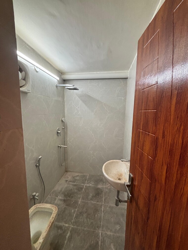 Bathroom, boutique-residential-apartments-g-88 3 Bedroom 1500 Sq.Ft. Builder Floor In Saket Delhi 9579700