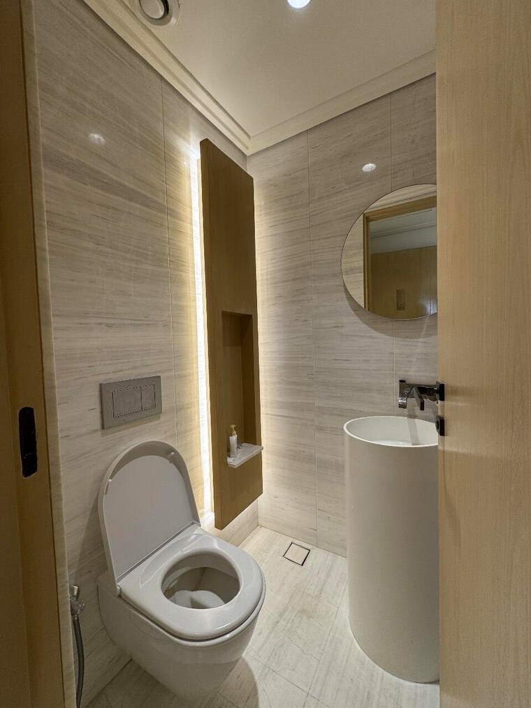 Bathroom, lodha-the-world-towers-world-one-tier-2 3 Bedroom 1789 Sq.Ft. Apartment In Worli Mumbai 9579762