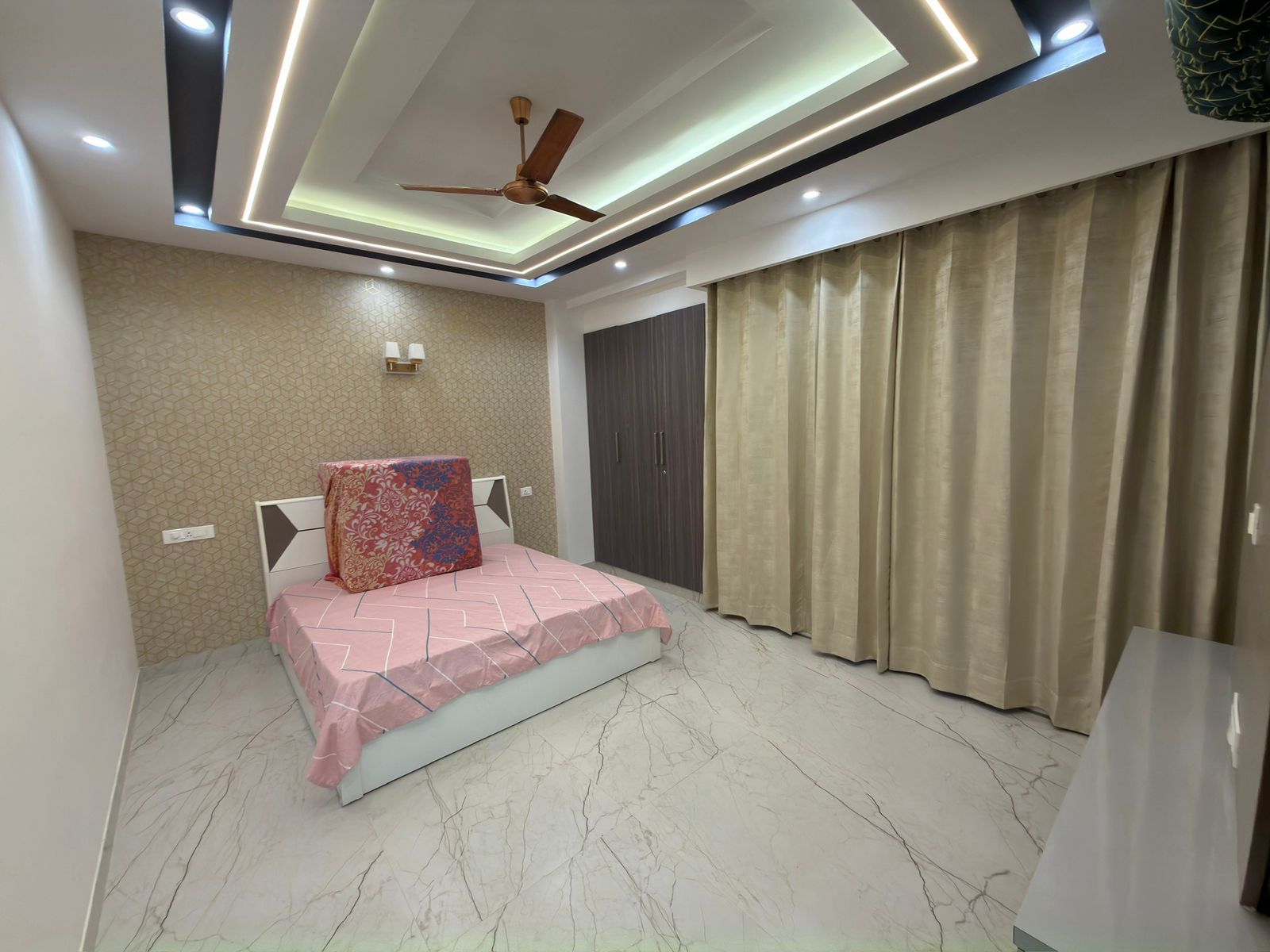 3 BHK Builder Floor For Sale in Sector 83