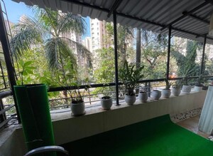 Swimming Pool in 2 BHK Apartment at Evershine Tower, Kandivali East – for Rent