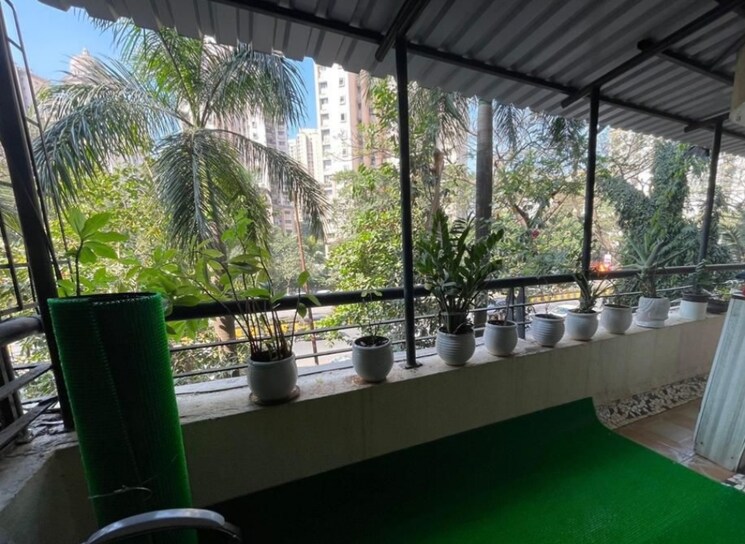 Swimming Pool, evershine-tower 2 Bedroom 985 Sq.Ft. Apartment In Kandivali East Mumbai 9579785