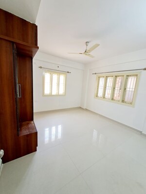 Room in 6 BHK Independent House at Hegde Nagar – for Sale