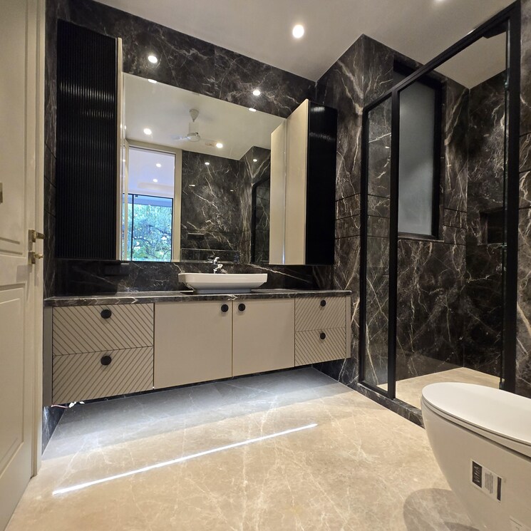 undefined, hauz khas enclave 4 Bedroom 4200 Sq.Ft. Builder Floor In Hauz Khas Enclave Delhi 9579795