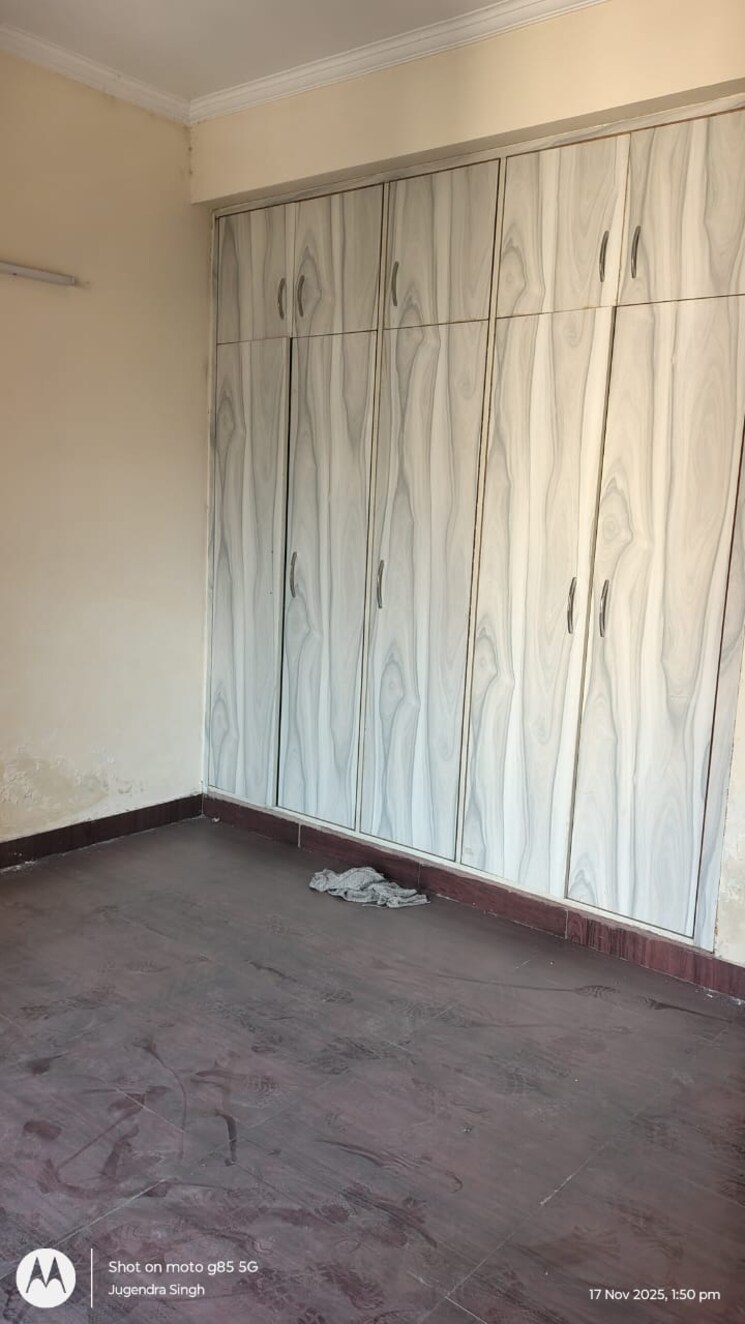 Room, aims-golf-city 3.5 Bedroom 1750 Sq.Ft. Apartment In Sector 75 Noida 9579885