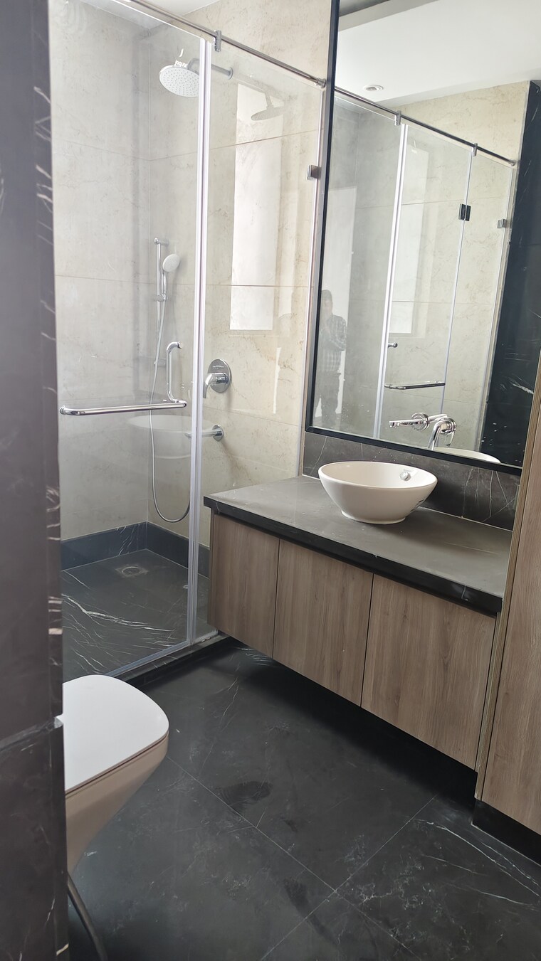 Bathroom, aba-county-107 5 Bedroom 6570 Sq.Ft. Apartment In Sector 107 Noida 9579886