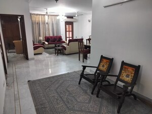 Living Room in 3 BHK Builder Floor at Defence Colony – for Rent