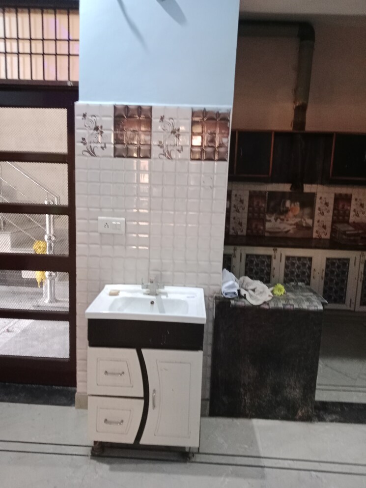 Attached Bathroom, huda 3 Bedroom 1801 Sq.Ft. Builder Floor In Huda Panipat 9579900