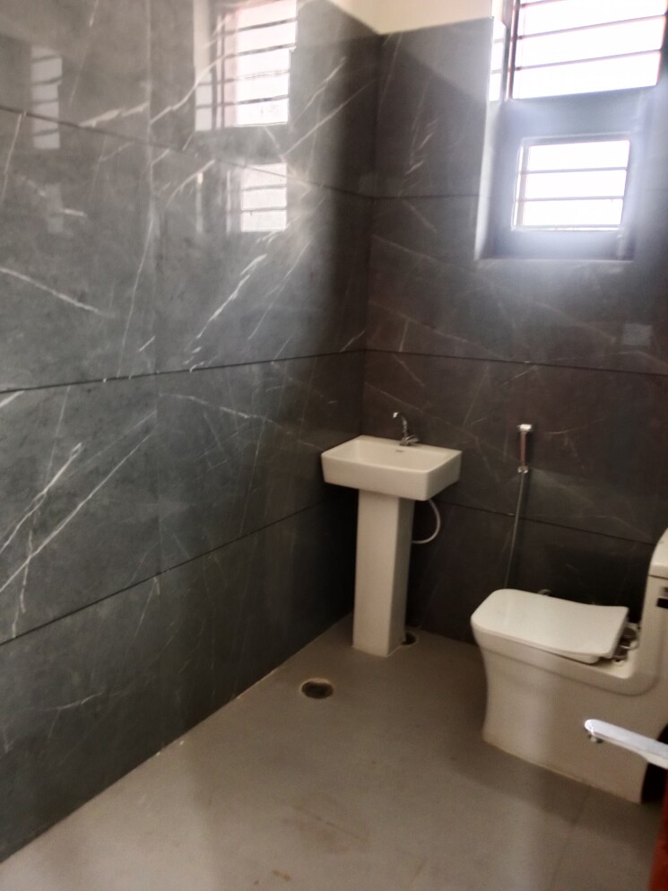 Bathroom, huda 2 Bedroom 1208 Sq.Ft. Builder Floor In Huda Panipat 9579904