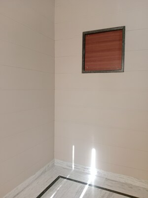 Room in 2 BHK Builder Floor at Huda – for Rent