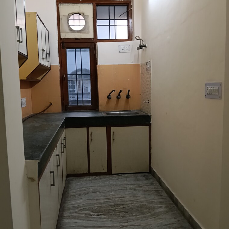 Kitchen, rwa-apartments-sector-50 2 Bedroom 112 Sq.Mt. Builder Floor In Sector 50 Noida 9579918