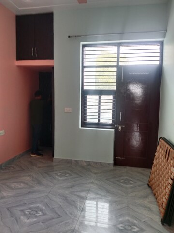 Room in 2 BHK Builder Floor at Huda – for Rent