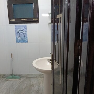 Bathroom in 2 BHK Builder Floor at Unitech Gardens Galleria, Sector 38a – for Rent