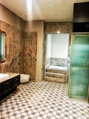 Bathroom in 6 BHK Independent House at Vaishali Nagar – for Sale