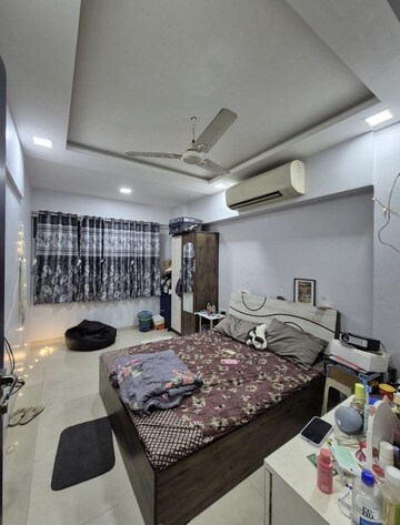 Bedroom in 1 BHK Apartment at Satyam CHS Goregaon West, Goregaon West – for Rent