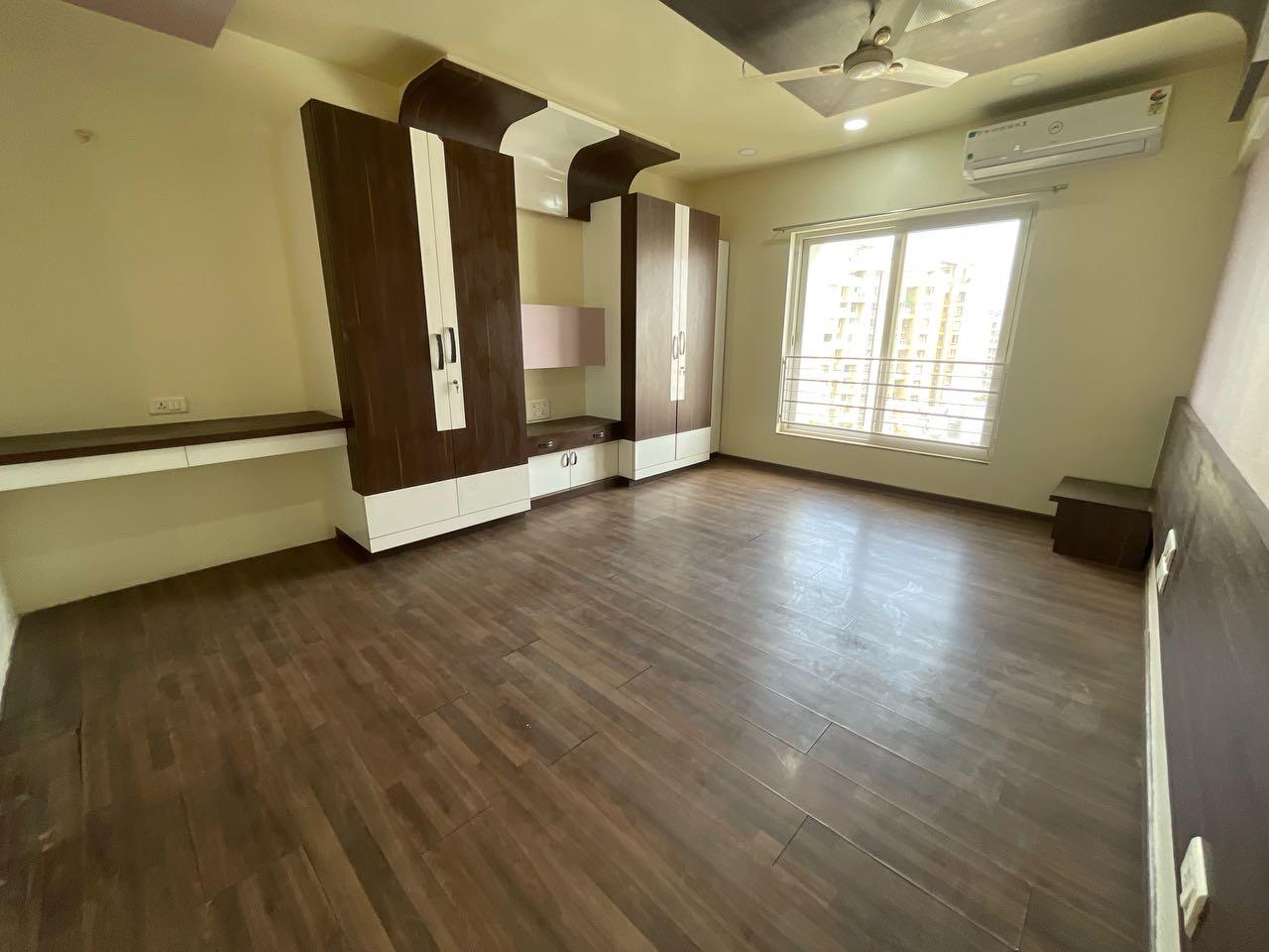 2 BHK 1300 Sq.Ft. Apartment in Vascon Forest County