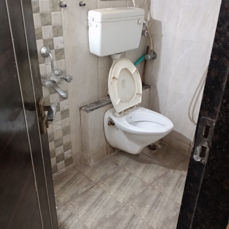 Bathroom, raj-shreeshashwat 2 Bedroom 1028 Sq.Ft. Apartment In Virar West Palghar 9580006