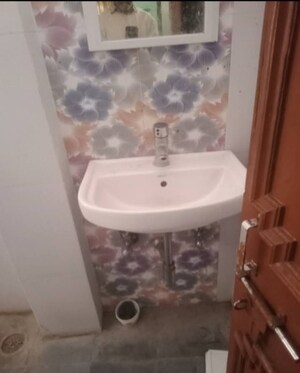 Bathroom in 1 BHK Villa at Aliganj – for Rent