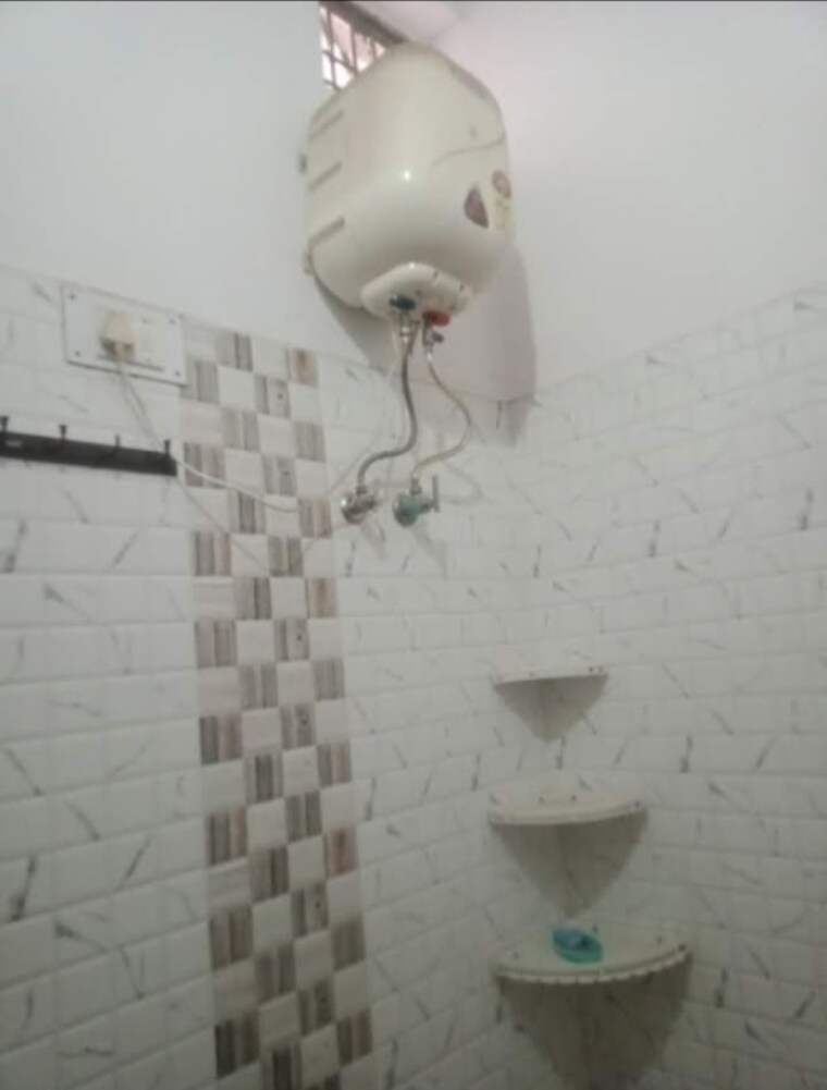 Bathroom, aliganj 1 Bedroom 1620 Sq.Ft. Villa In Aliganj Lucknow 9580030