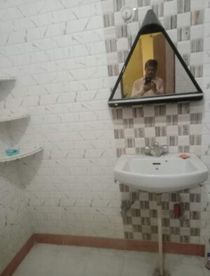 Bathroom in 1 BHK Villa at Aliganj – for Rent