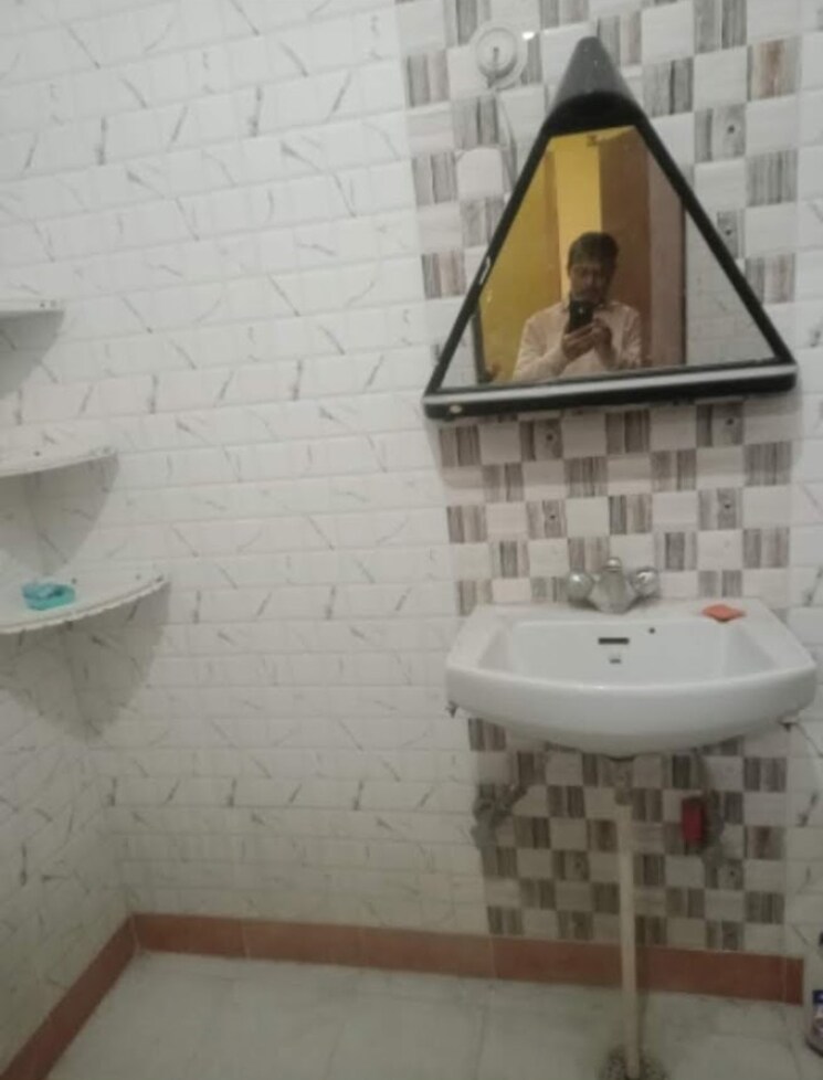 Bathroom, aliganj 1 Bedroom 1620 Sq.Ft. Villa In Aliganj Lucknow 9580030