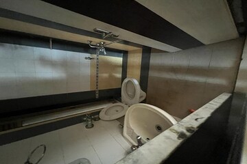 Furnished Amenities in 2 BHK Apartment at Mayfair Housing Hillcrest, Vikhroli West – for Rent